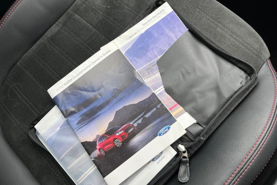 Ford Kuga Photo autoimg-b16fc2615b3e50272a59e7736b5a6525d8029e86.jpg