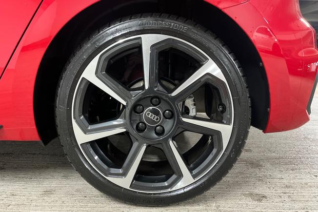 AUDI A1 Photo 5