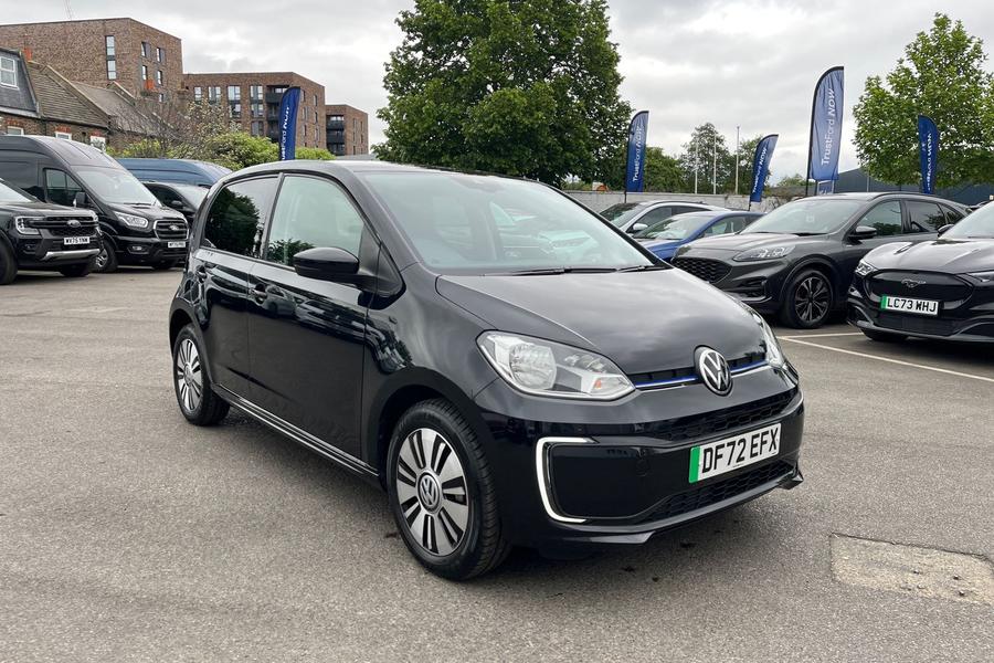 Volkswagen UP Photo autoimg-b172f2fbbb8a44f0b100e8b7ab9475e693ce4cf2.jpg