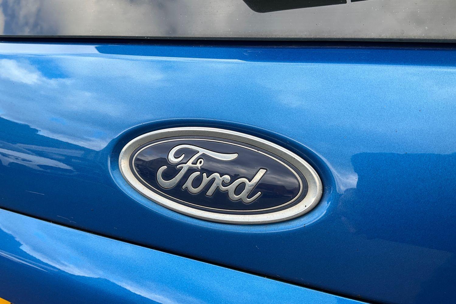 Ford ECOSPORT Photo 39