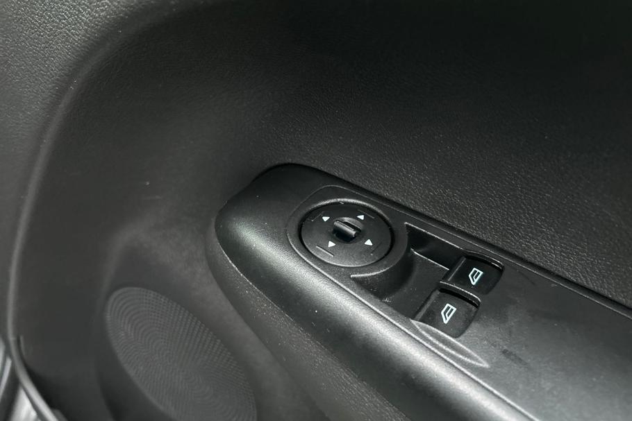 Used Ford TRANSIT COURIER 30