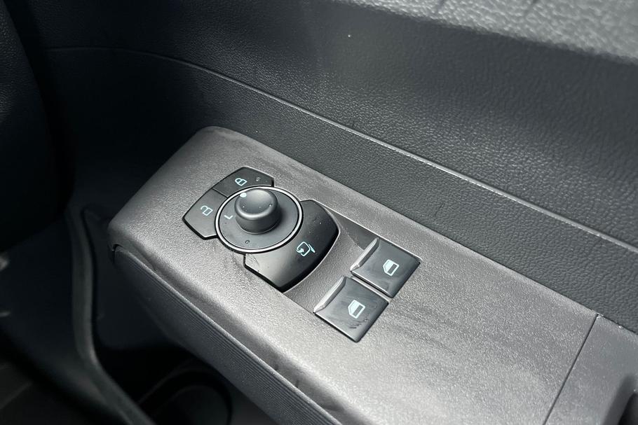 Used FORD E-TRANSIT COURIER JMZ5482 9