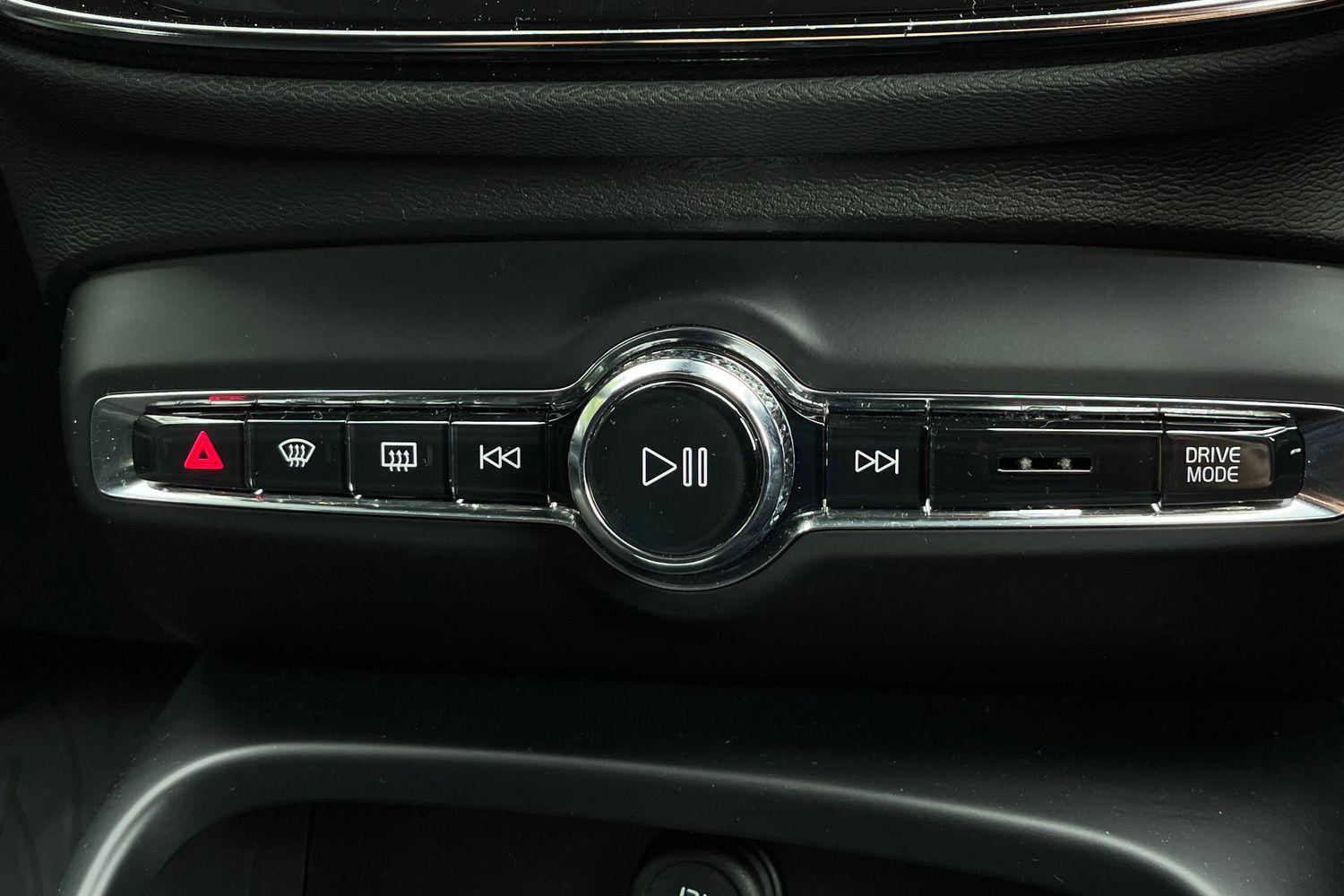 Volvo XC40 Photo 33