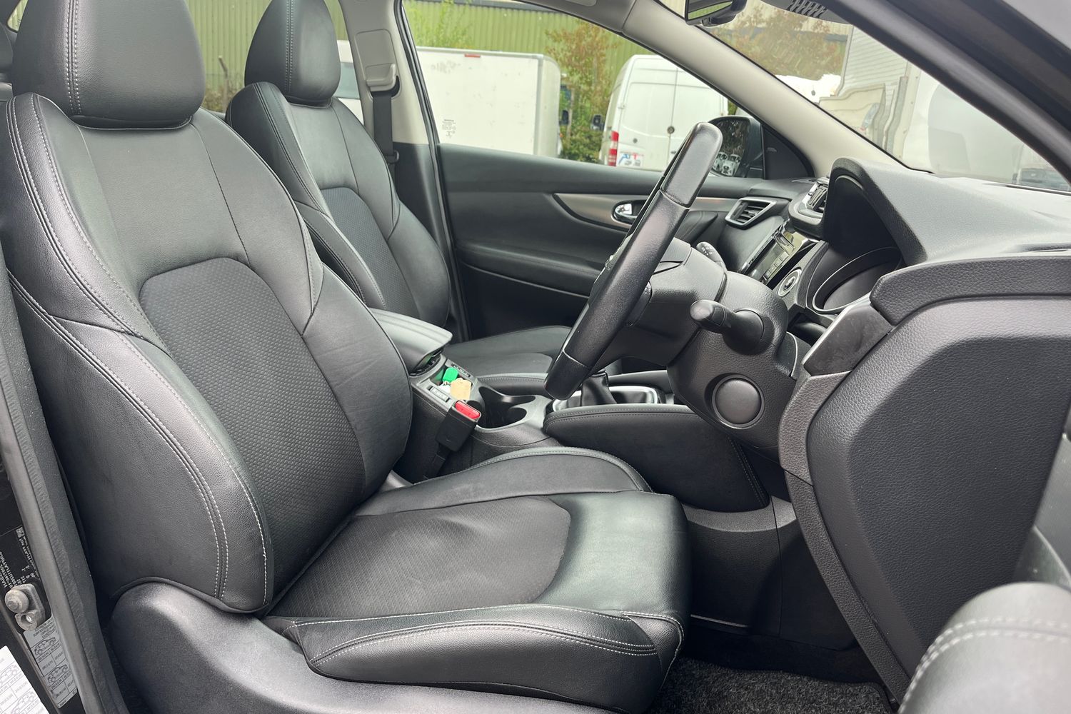 Nissan QASHQAI Photo 16