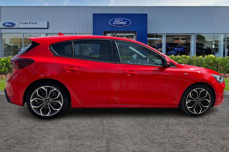 Ford FOCUS Photo autoimg-b18ba6aaa3450e799784a6441d30e40ba7f0071d.jpg