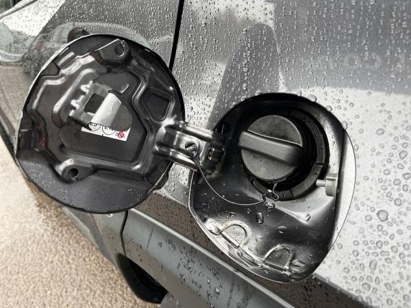 Toyota Yaris Cross Photo autoimg-b18f821e428e4b0d0bd0bf03246ba301e30f590e.jpg