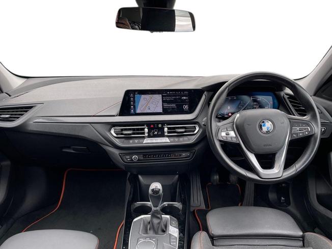 BMW 1 Series Photo 10