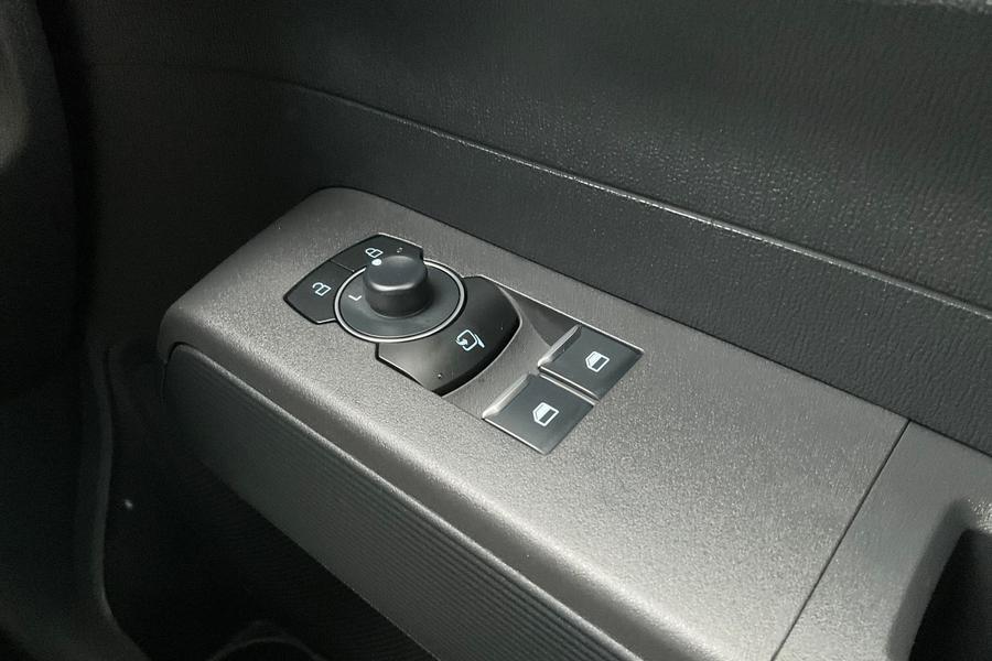 Ford E-TRANSIT COURIER Photo autoimg-b19100a29204ef536af690c459f54052994c5d97.jpg