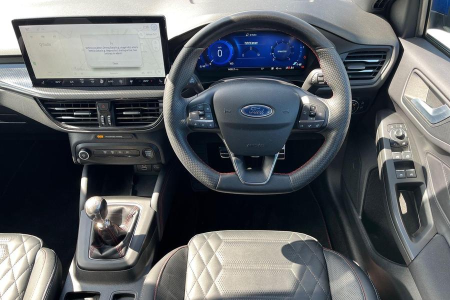 Ford FOCUS Photo autoimg-b191f96974a6165ce3b3e4f7b03da2c36b948489.jpg
