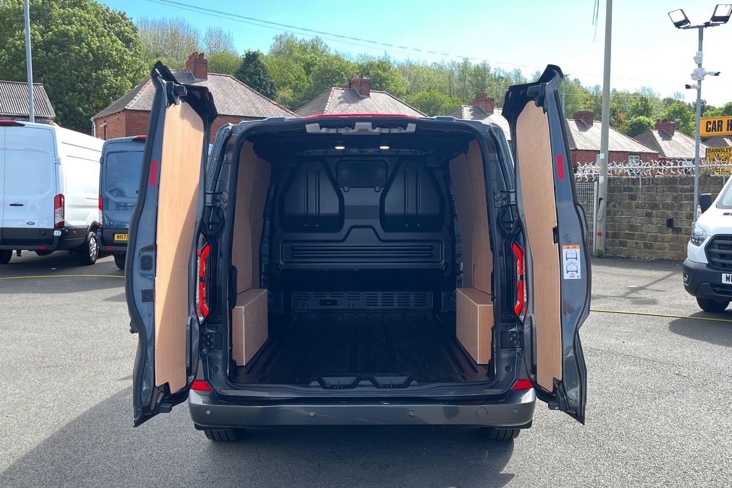 Ford E-TRANSIT CUSTOM Photo 6