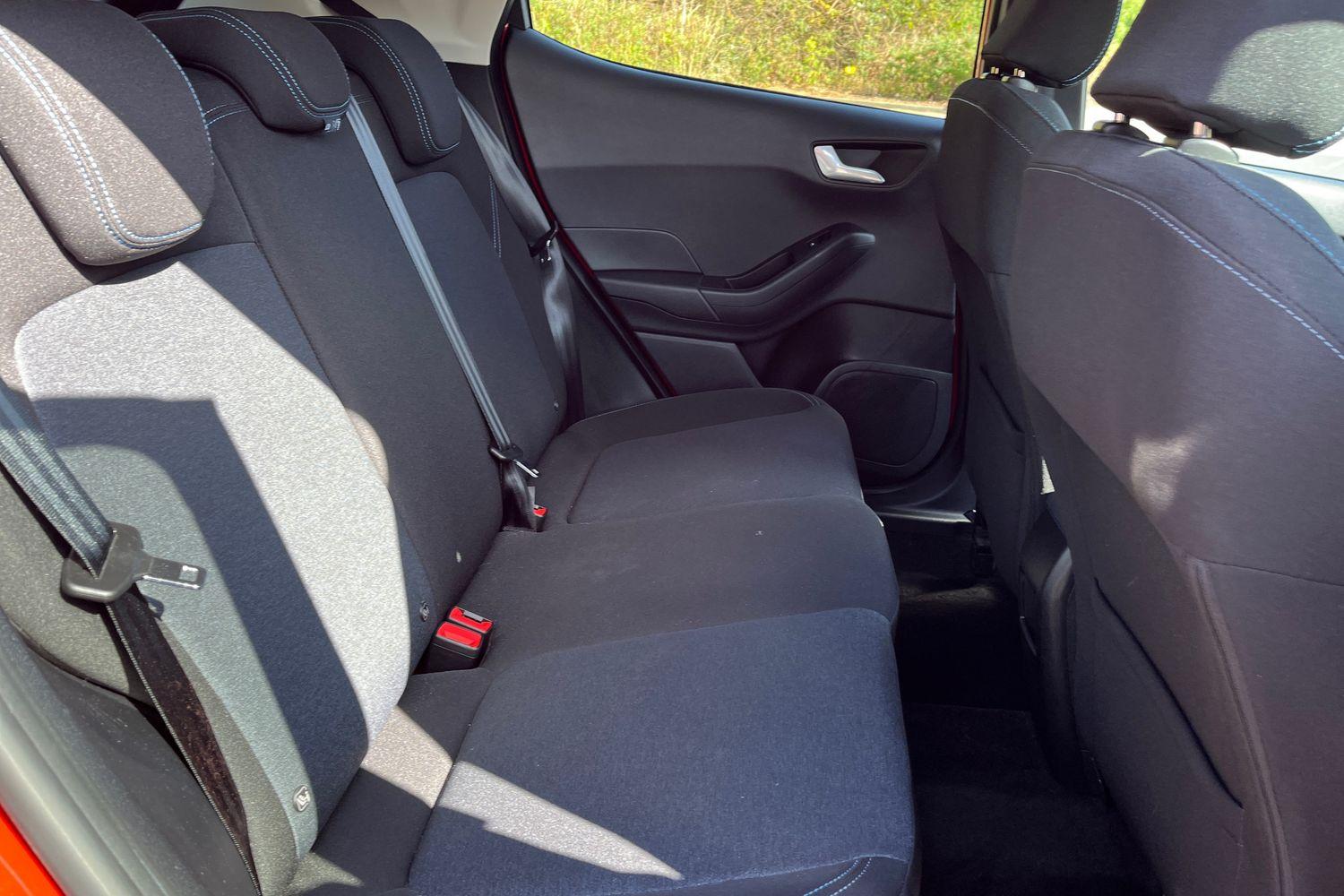 Ford Fiesta Photo 36