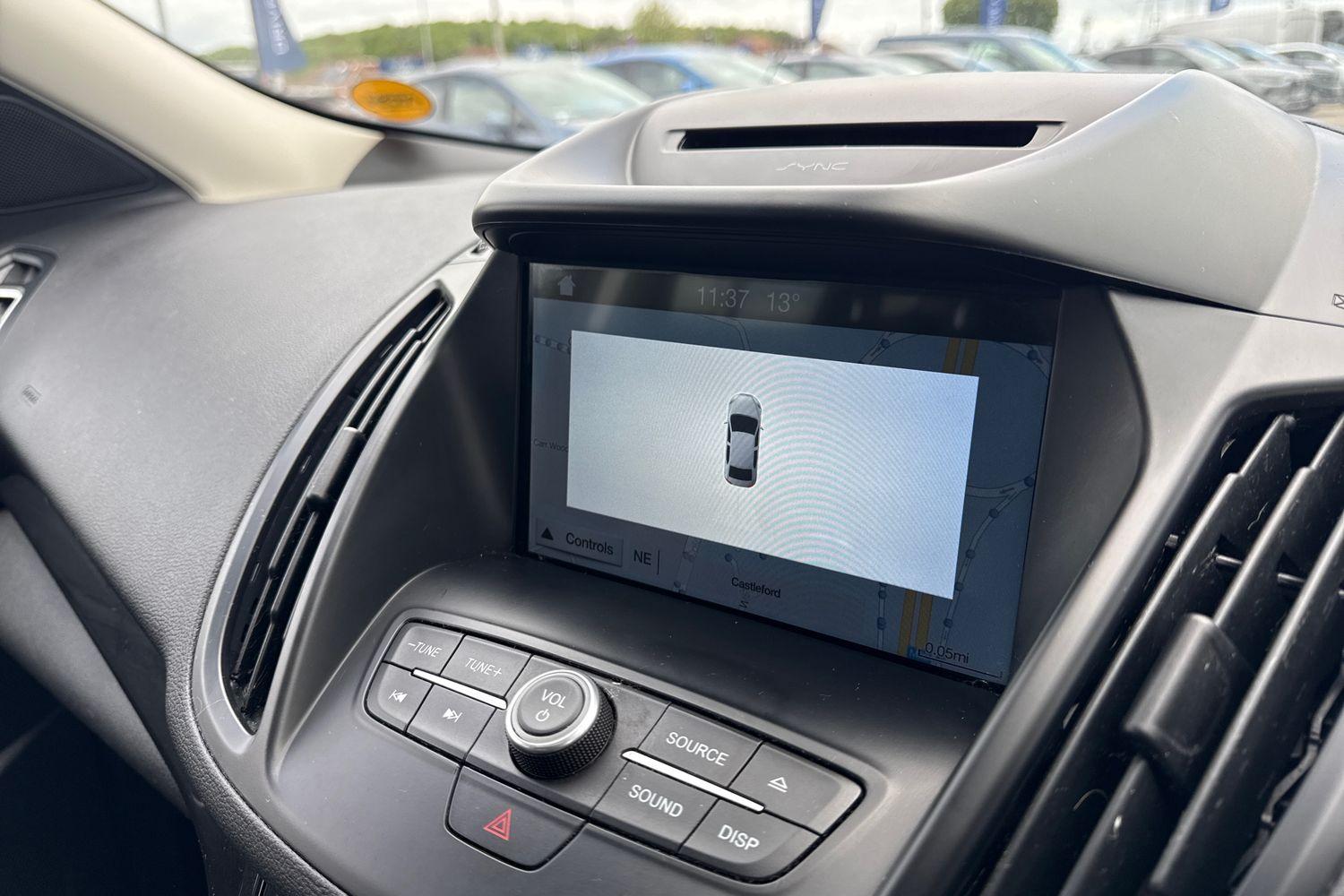 Ford KUGA Photo 29