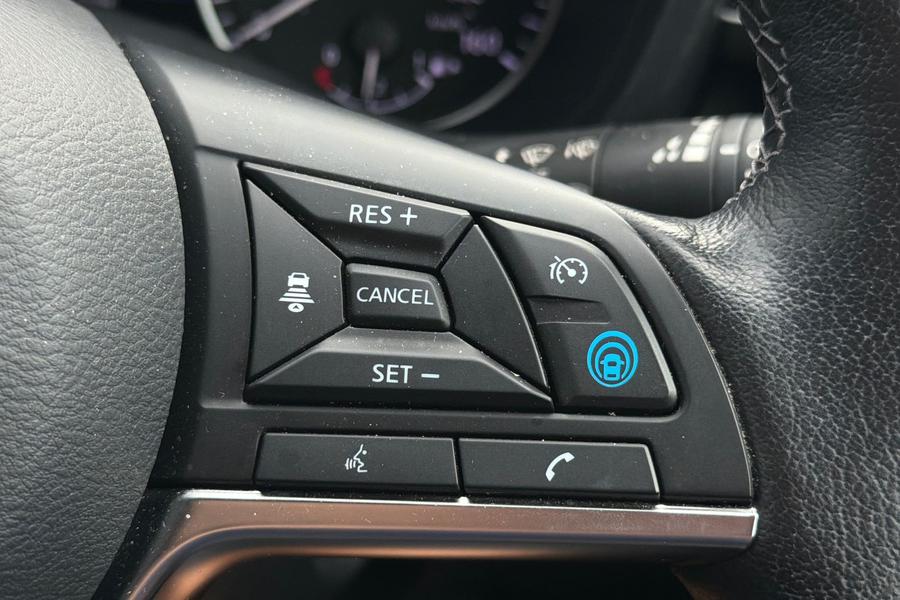 Nissan JUKE Photo autoimg-b194e5c0ab610a486a010fa7abd046d7ccd1eda1.jpg