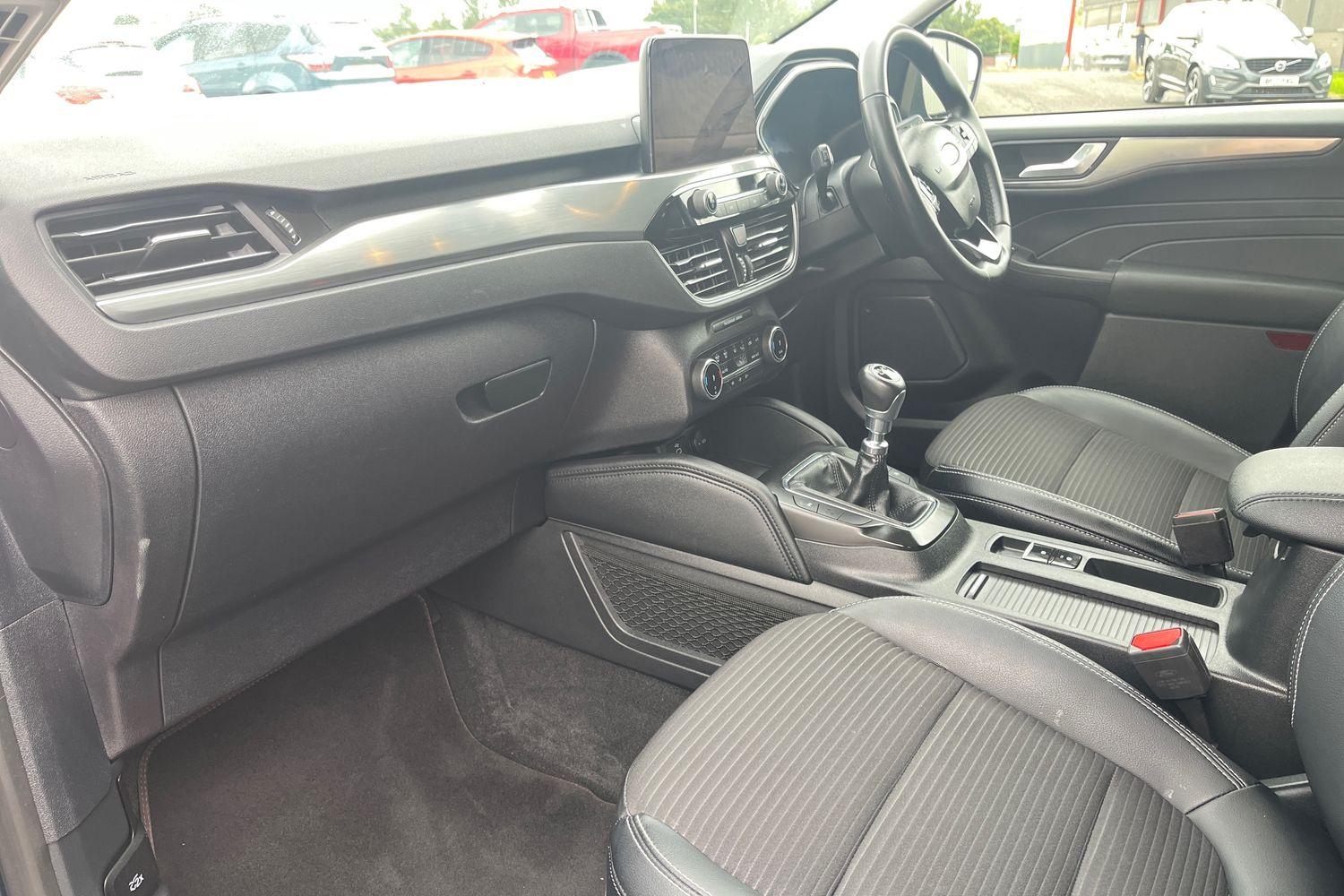 Ford KUGA Photo 17