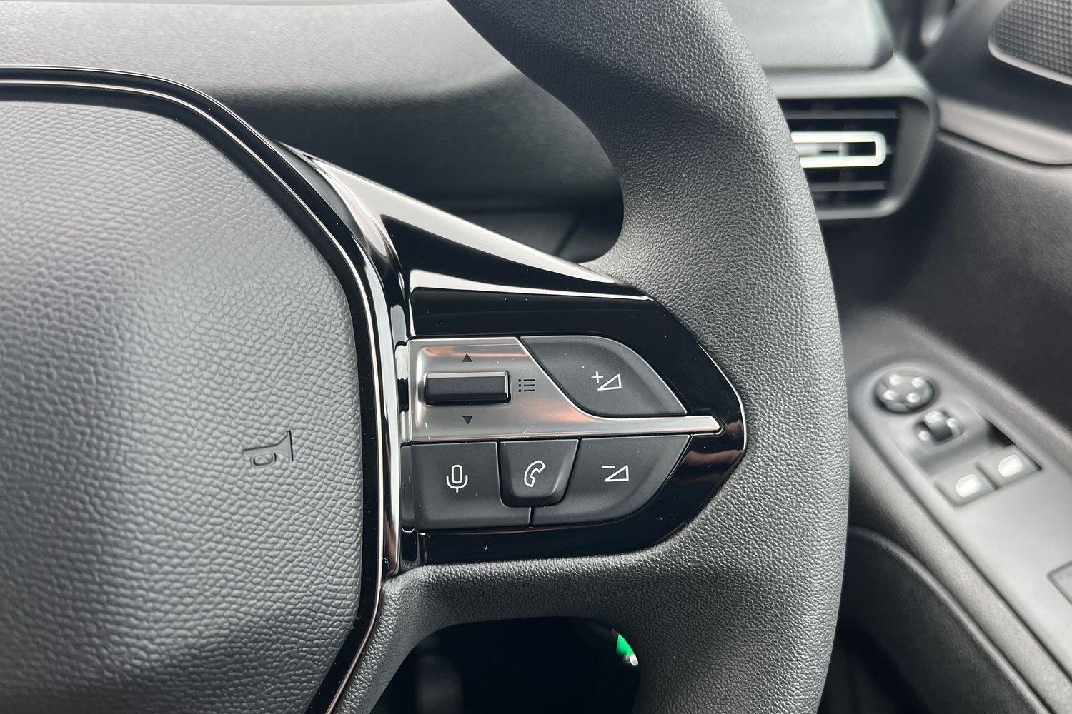 Peugeot PARTNER Photo 8