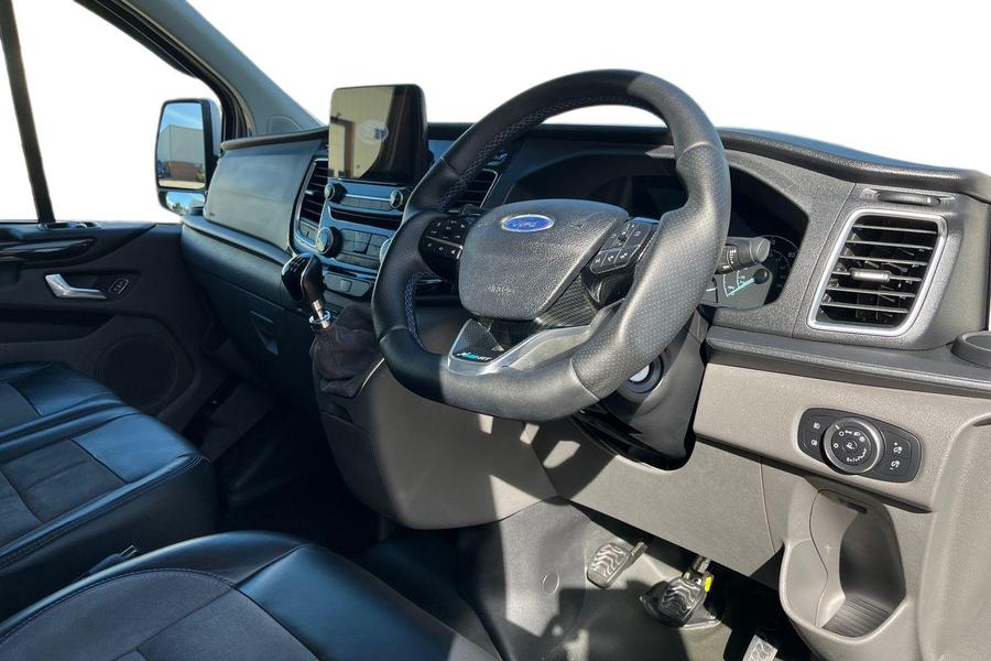 Ford TRANSIT CUSTOM Photo autoimg-b196789dbe45304ea5d6f7fcec5e584f2b78a91c.jpg