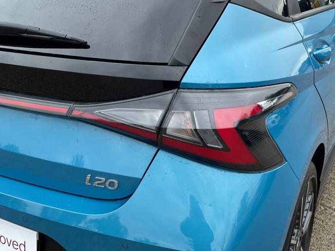 HYUNDAI i20 Photo 18