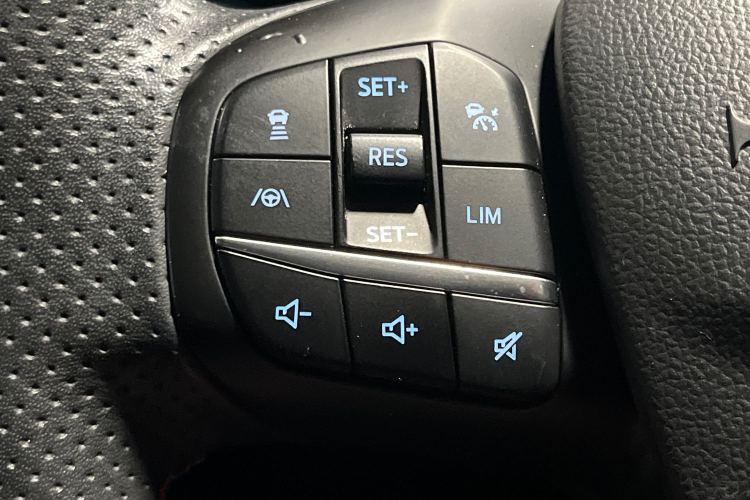 Ford KUGA Photo 41