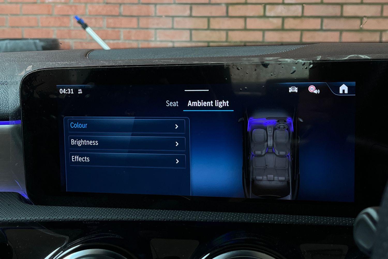 Mercedes-Benz CLA Photo 28