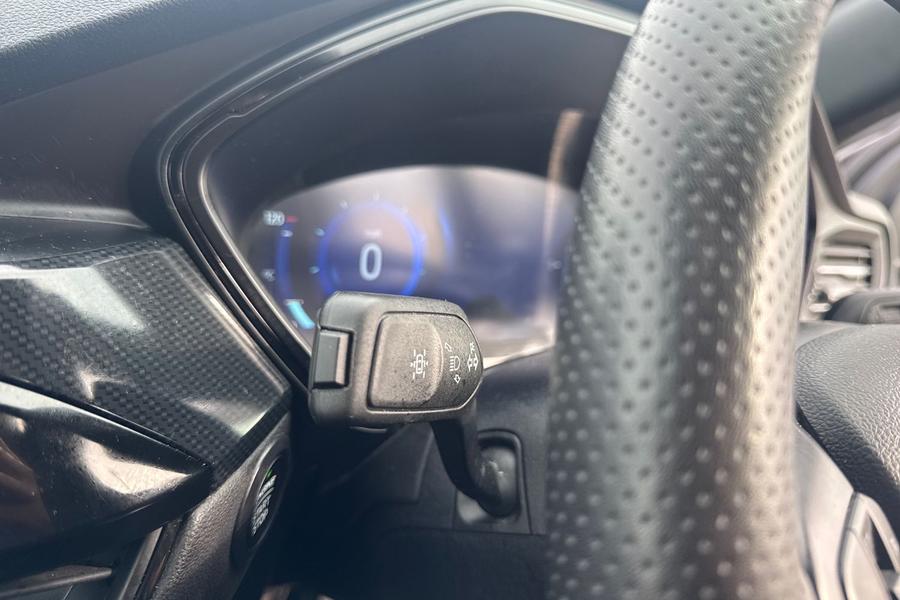 Ford KUGA Photo autoimg-b1a780b9545aa3c76fa048aa0e88607208f750b9.jpg