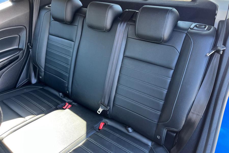Ford ECOSPORT Photo autoimg-b1acd465f64a0ed2f0f234a46e3f82f34cb16380.jpg