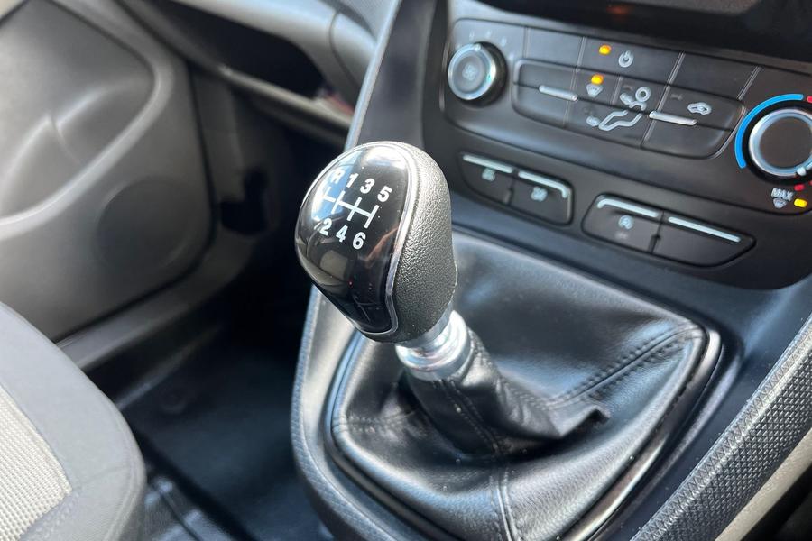 Ford TRANSIT CONNECT Photo autoimg-b1af0197af9f50062f2dd1f711e96788f7e7e3c7.jpg