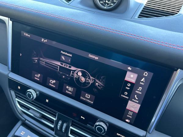 Porsche Macan Photo autoimg-b1b06a22c6e79e1118af6108aa6e94d5eda17162.jpg