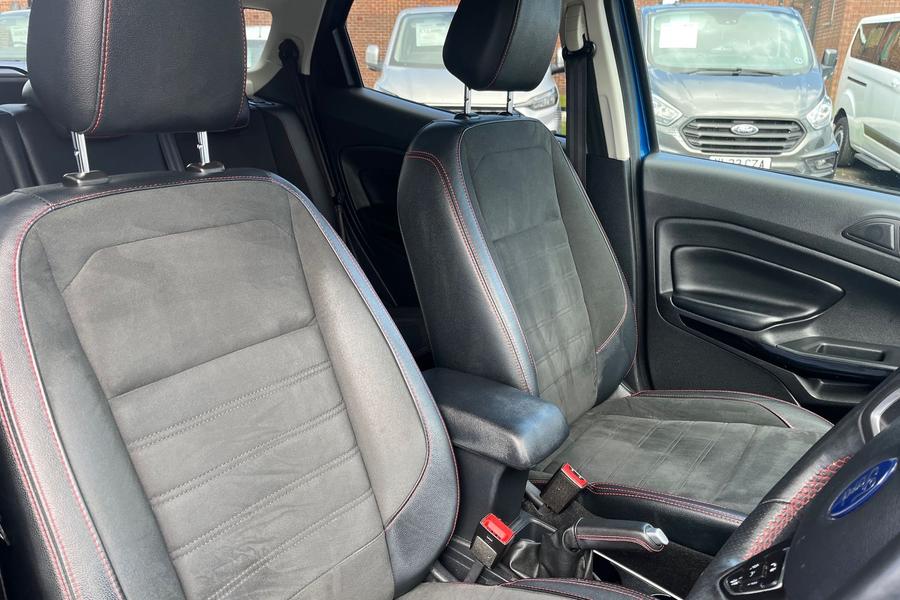 Ford ECOSPORT Photo autoimg-b1b2a23fdd962fc6a8219062697d905b3c74507a.jpg