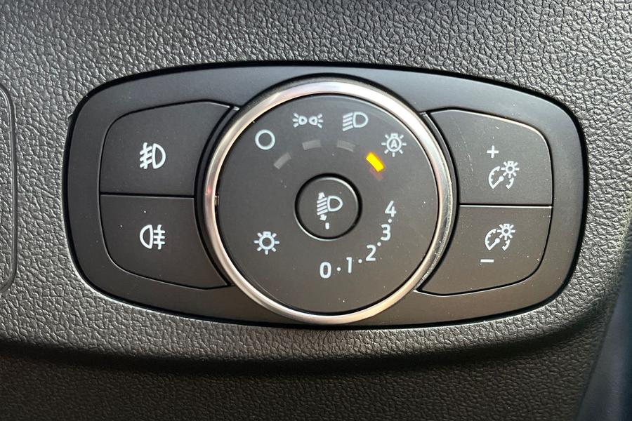 Ford FOCUS Photo autoimg-b1b40c4850c6fffd30b4704297982d0cf8fe494b.jpg
