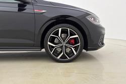 VOLKSWAGEN Polo Photo 5