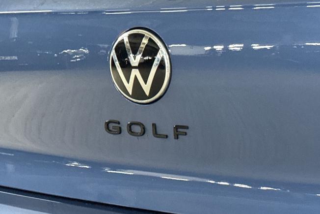 VOLKSWAGEN Golf Photo 21