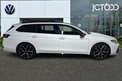 VOLKSWAGEN Passat Photo 4