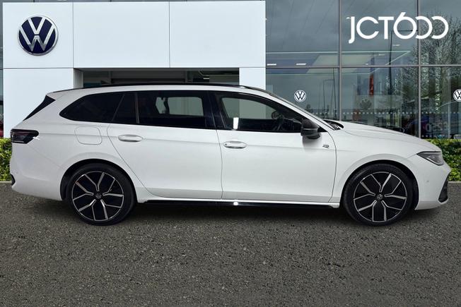VOLKSWAGEN Passat Photo 4