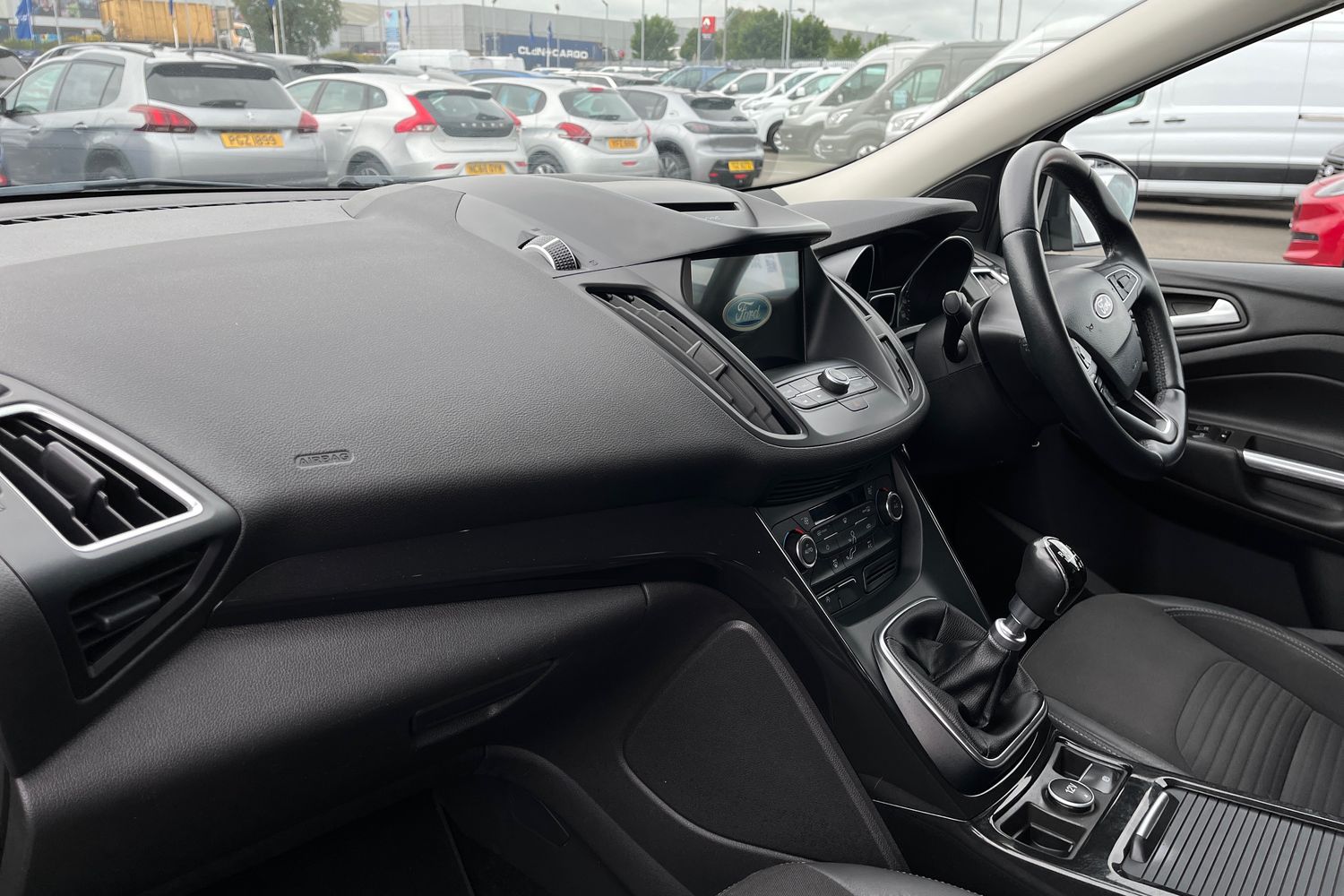 Ford KUGA Photo 17
