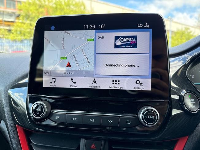 FORD Fiesta Photo 13