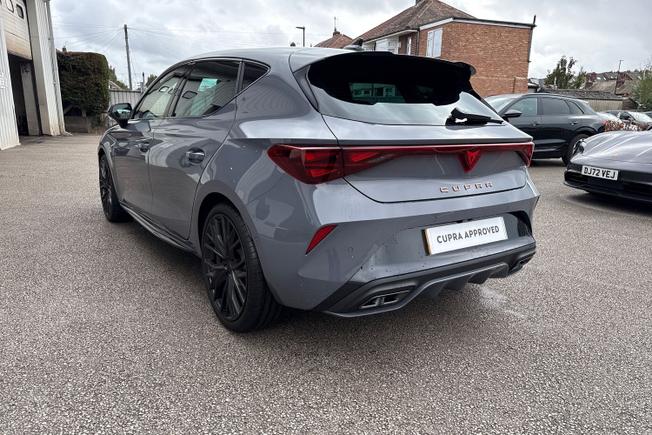 CUPRA Leon Photo 24