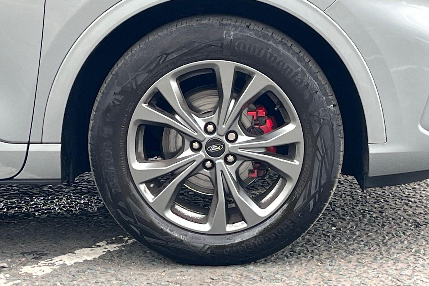 Ford KUGA Photo 7