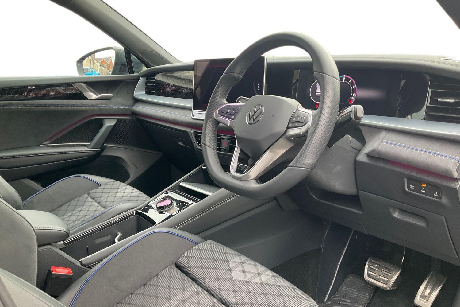 Volkswagen TAYRON Photo 8