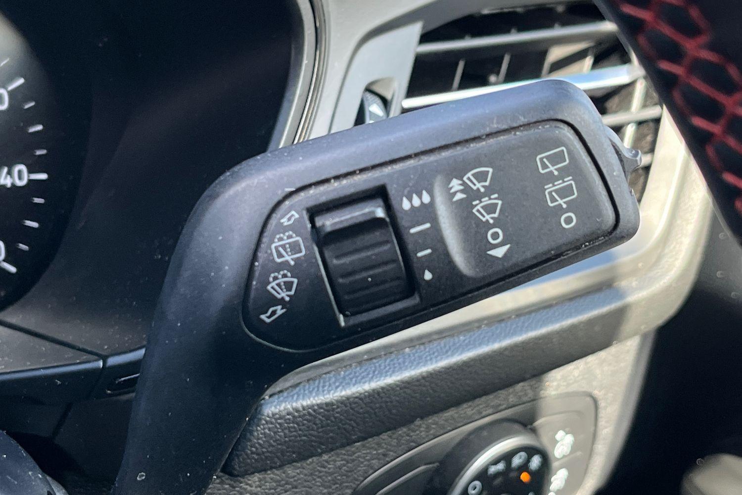 Ford FOCUS Photo 14