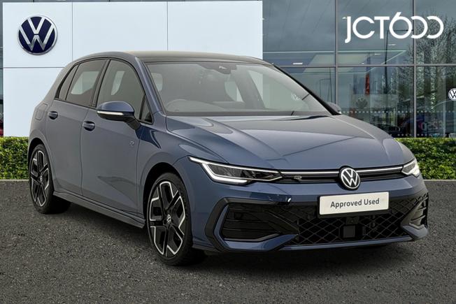 VOLKSWAGEN GOLF Photo 1