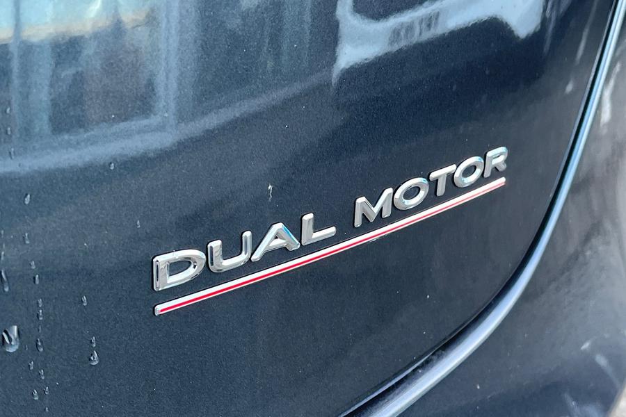 TESLA MODEL 3 Photo autoimg-b1d97d232bb7bbb378d86c0494f0f7ebc991e8f7.jpg