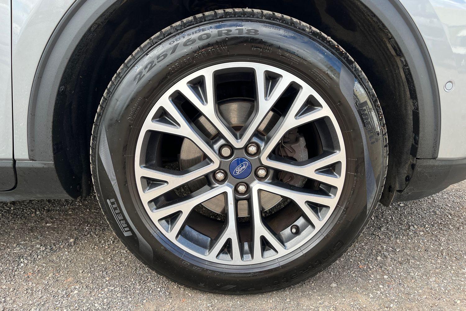 Ford Kuga Photo 36