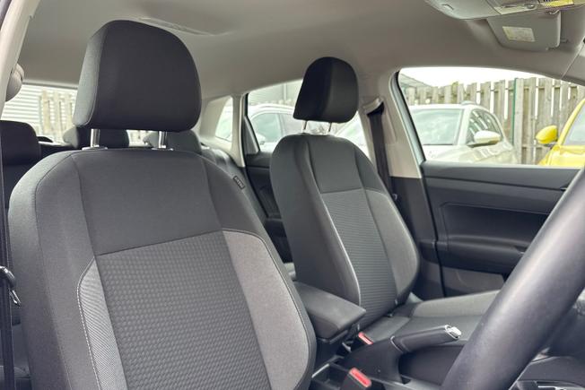 Volkswagen Polo Photo 29