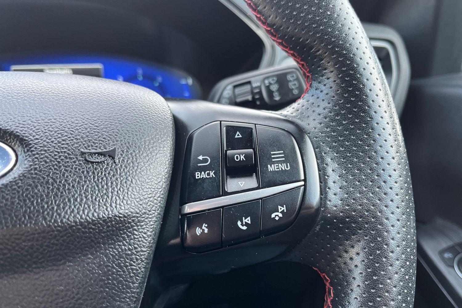 Ford KUGA Photo 25