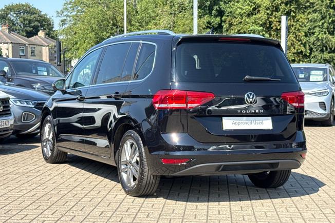 VOLKSWAGEN Touran Photo 40