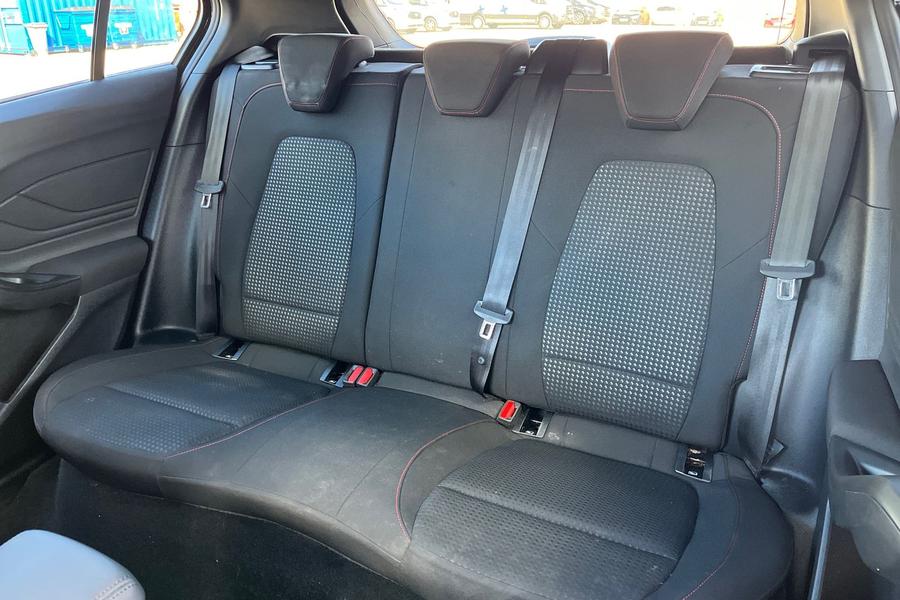 Ford Focus Photo autoimg-b1de07e57167853c1411859d93f9affe008a818b.jpg