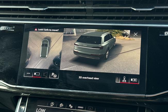 AUDI Q7 Photo 37