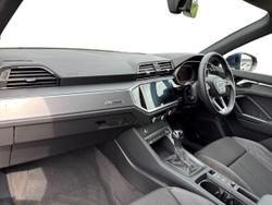 AUDI Q3 Photo 2