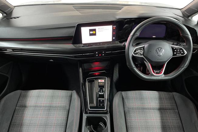 VOLKSWAGEN Golf Photo 10