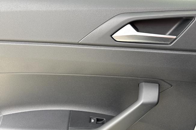 VOLKSWAGEN Polo Photo 32